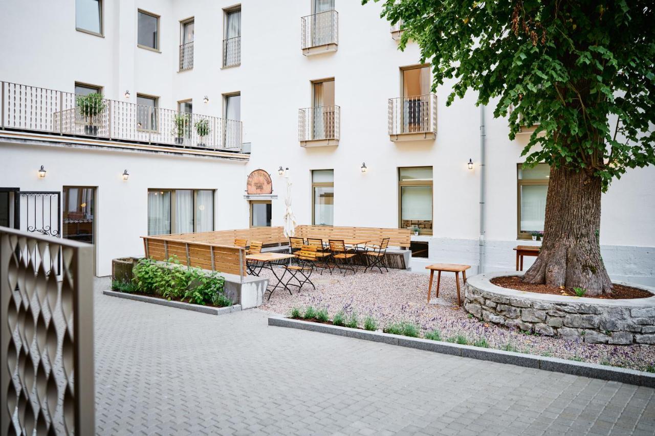 Boutiquehotel Zum Goldenen Hirschen Gmunden Dış mekan fotoğraf