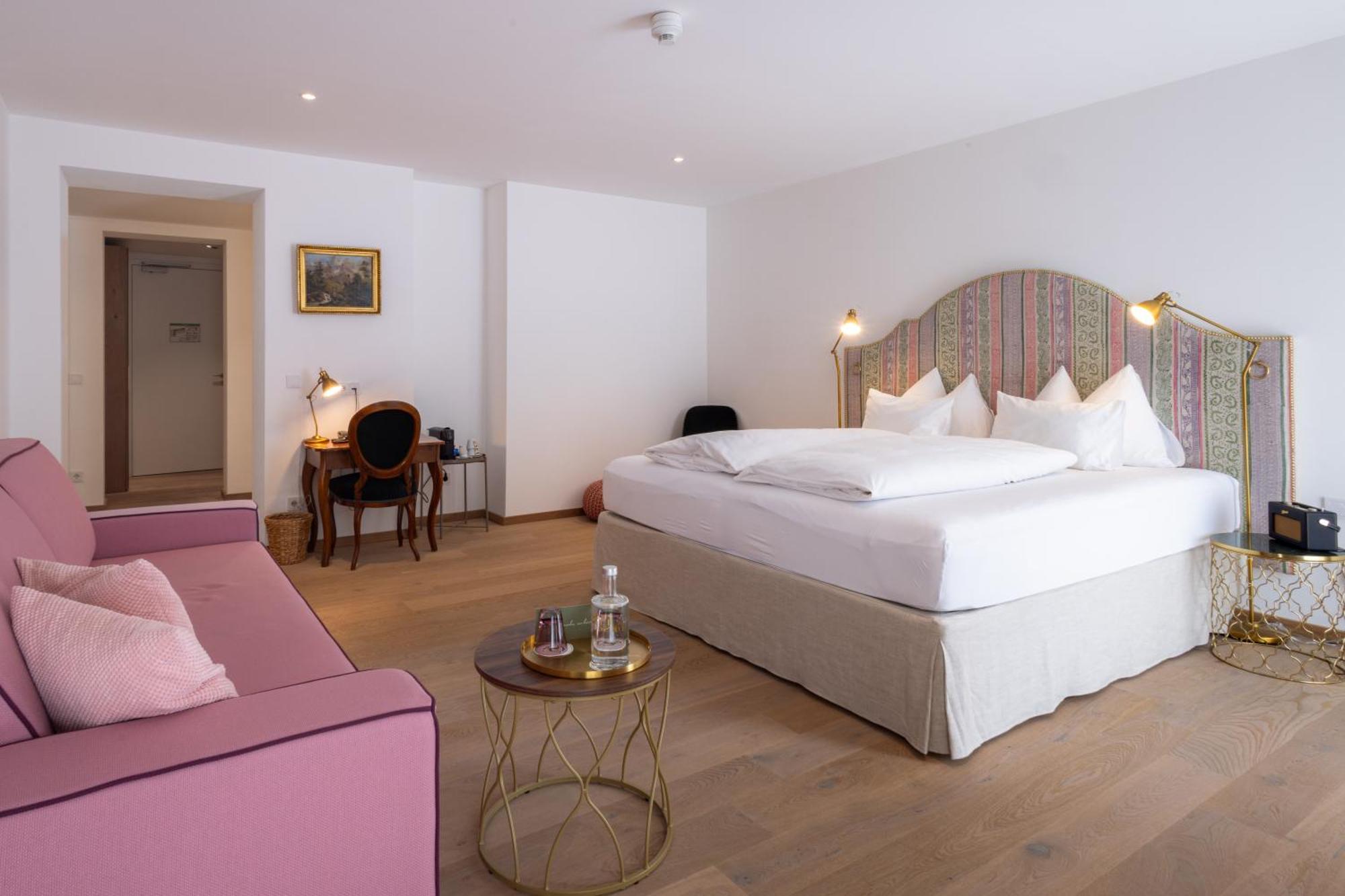 Boutiquehotel Zum Goldenen Hirschen Gmunden Dış mekan fotoğraf