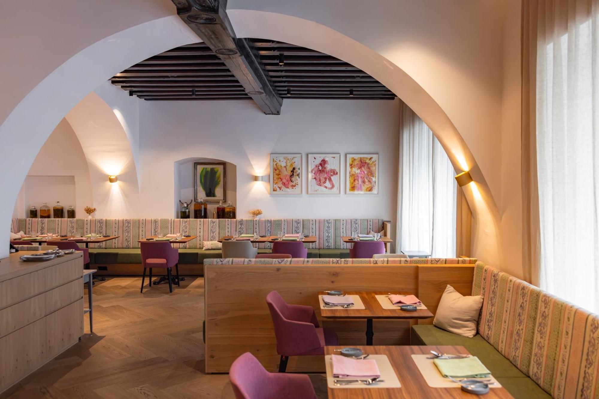 Boutiquehotel Zum Goldenen Hirschen Gmunden Dış mekan fotoğraf